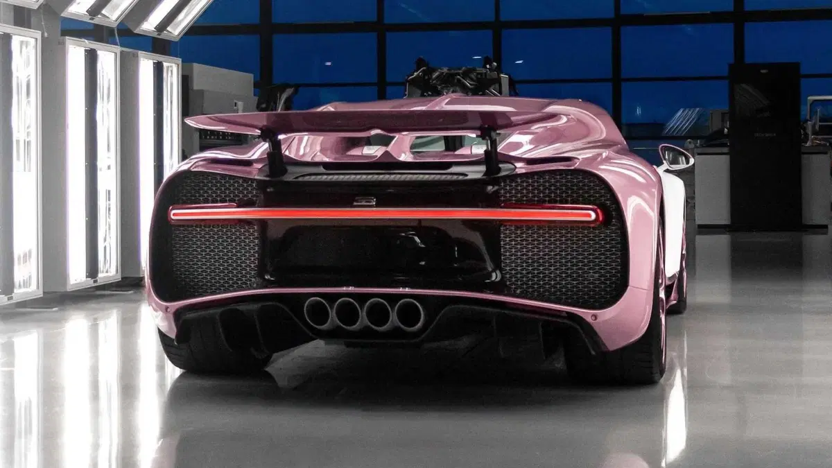 Bugatti Chiron Sport Alice, perfetta per San Valentino (3)