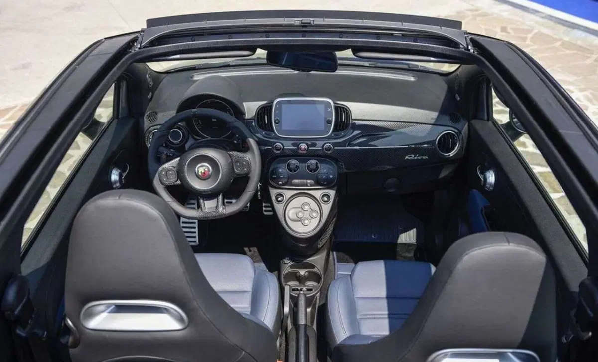 Abarth 695 Cabrio (2017-24) (6)