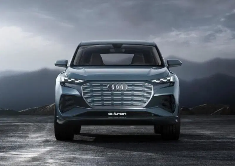 Audi Q4 e-tron arriva in estate, ma si pu&ograve; gi&agrave; prenotare sul sito versando 1000 euro