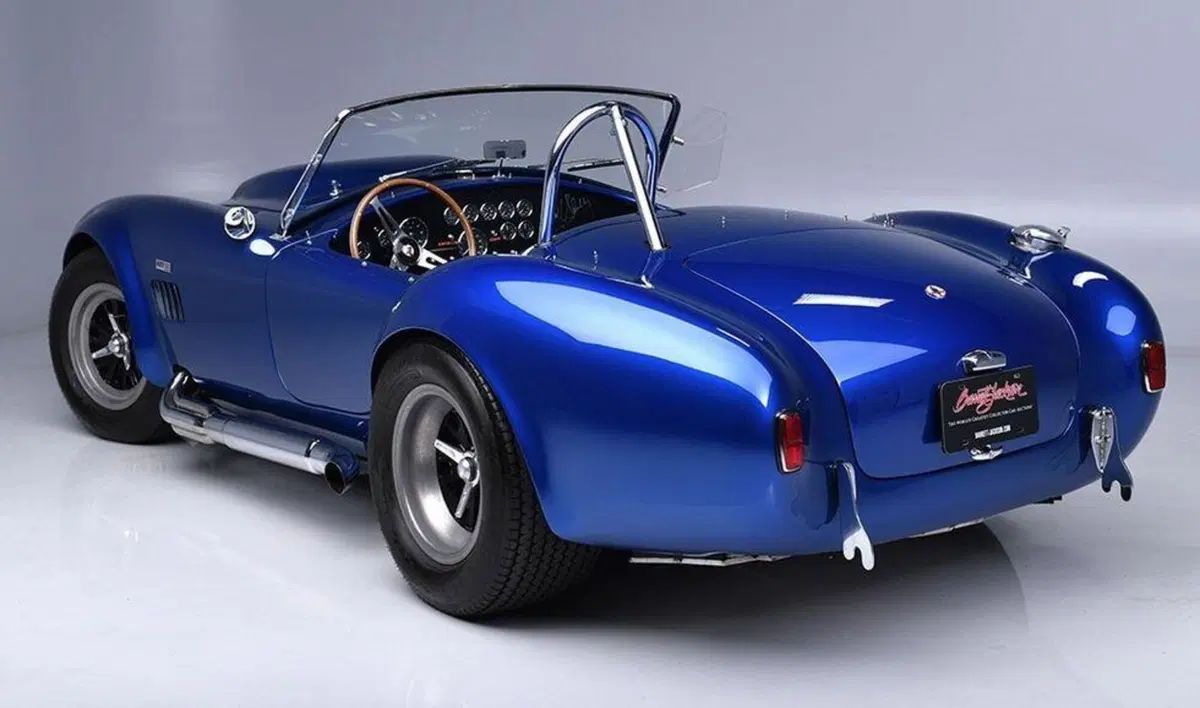 La Shelby Cobra più estrema di sempre è in vendita: l'unica Super Snake all’asta [FOTOGALLERY] (4)