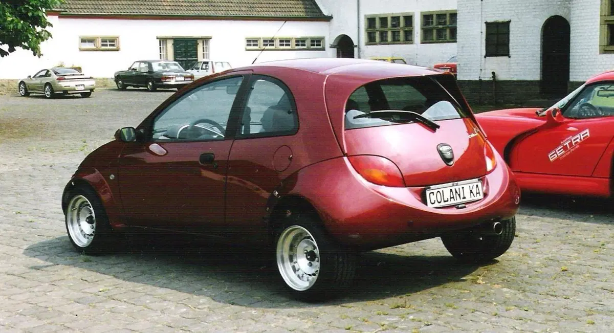 La citycar Ford più estrosa: è (quasi) impossibile da trovare [Ka Colani] (3)