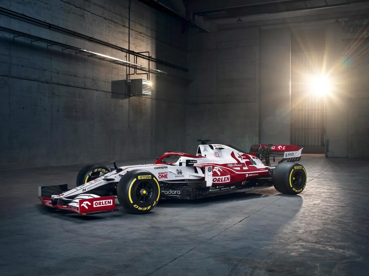 Formula 1 2021: Alfa Romeo, tolti i veli alla C41 (4)