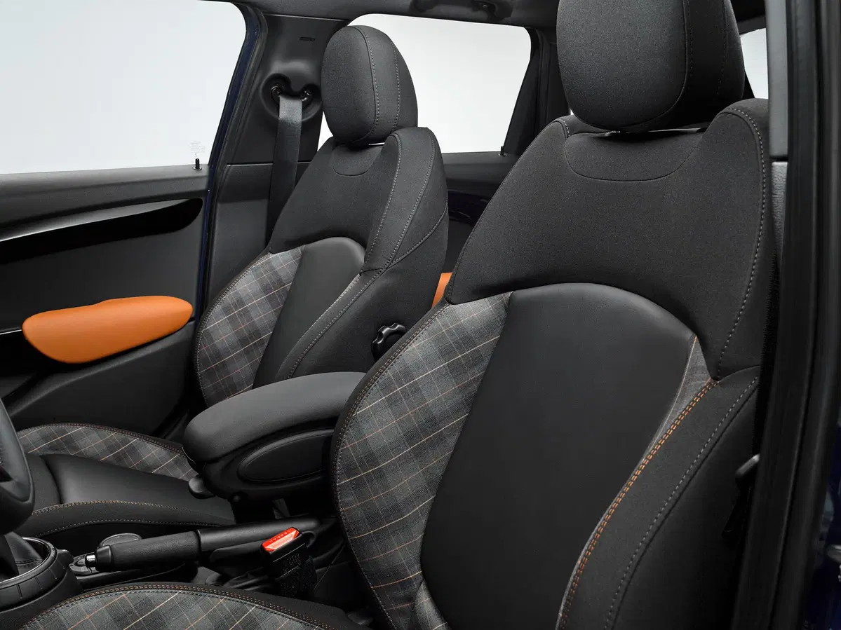 MINI Mini 2.0 Cooper S Yours 5 porte (12)
