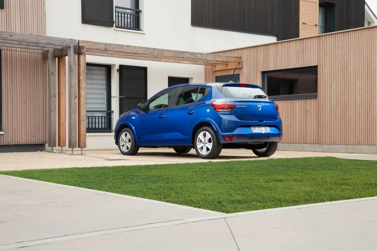 Dacia Sandero Stepway 2021: l’economica senza compromessi del segmento B (3)