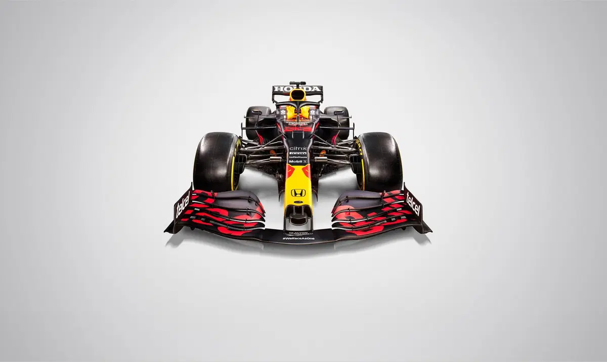 Formula 1 2021: Red Bull, svelata la RB16B (2)