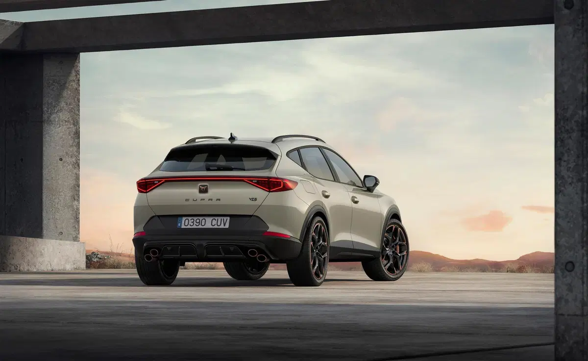 Cupra Formentor VZ5, 390 CV con il cinque cilindri di Audi  (3)
