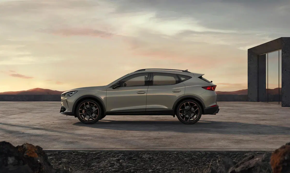 Cupra Formentor VZ5, 390 CV con il cinque cilindri di Audi  (4)