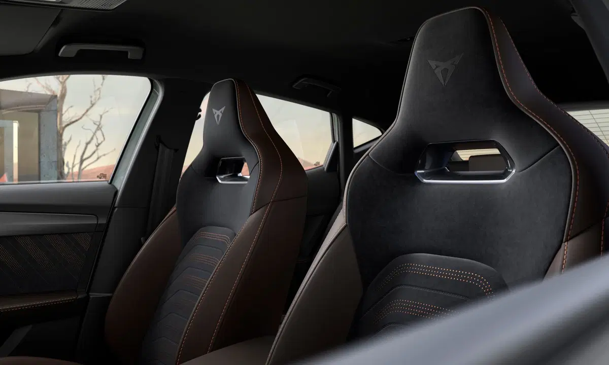 Cupra Formentor VZ5, 390 CV con il cinque cilindri di Audi  (19)