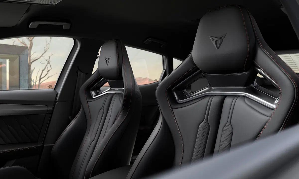 Cupra Formentor VZ5, 390 CV con il cinque cilindri di Audi  (20)