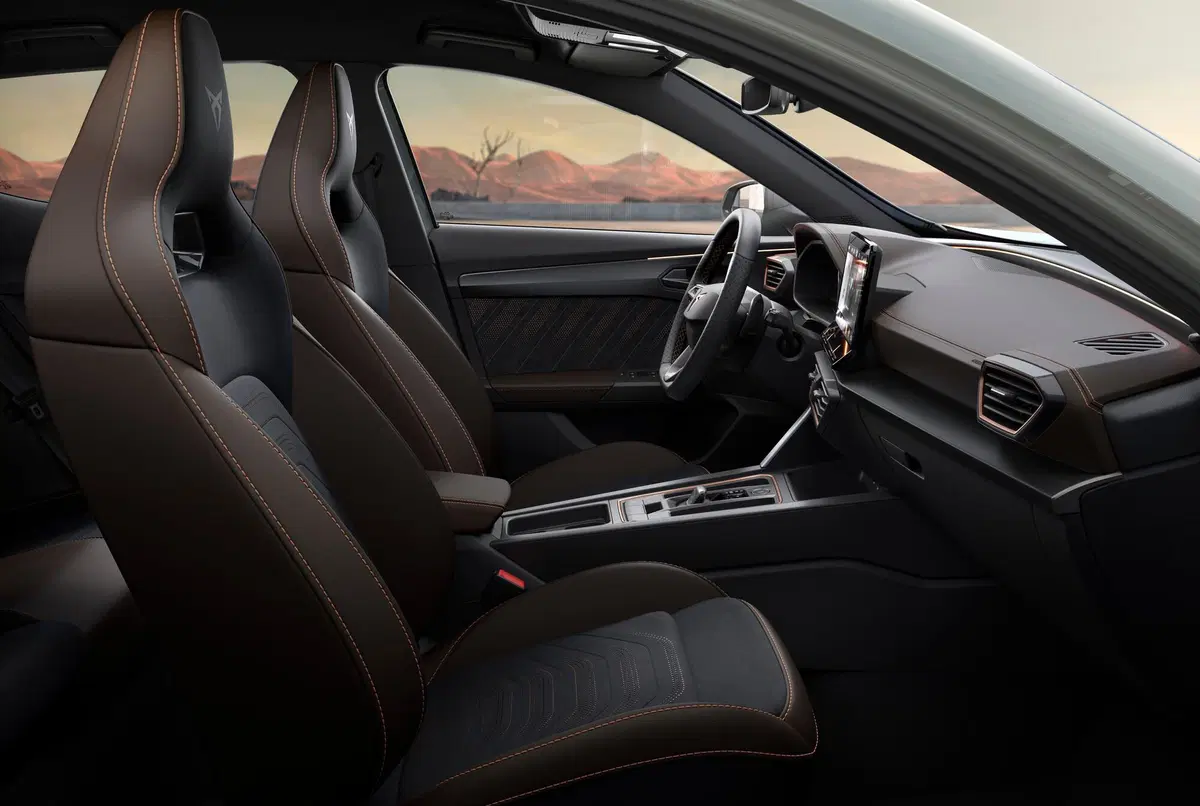 Cupra Formentor VZ5, 390 CV con il cinque cilindri di Audi  (22)