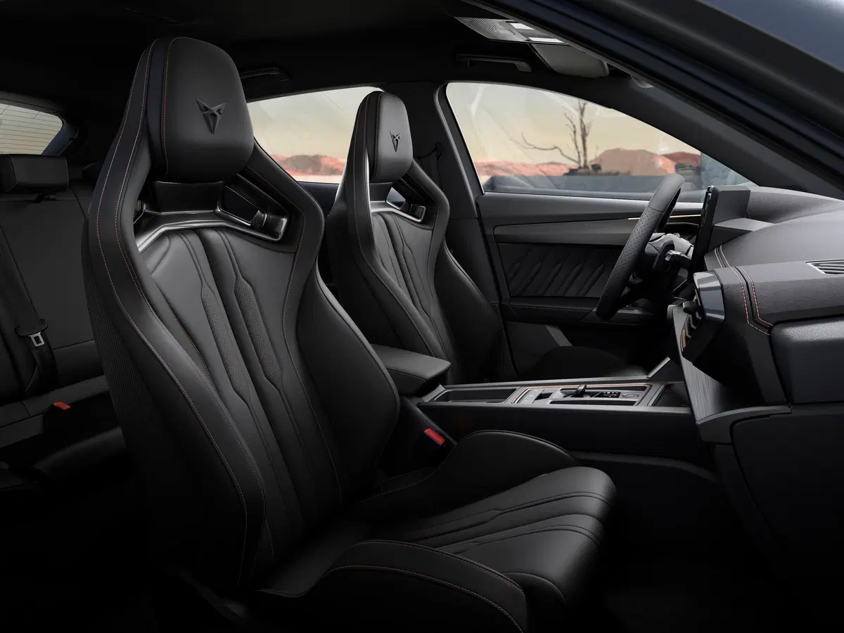 Cupra Formentor VZ5, 390 CV con il cinque cilindri di Audi  (23)