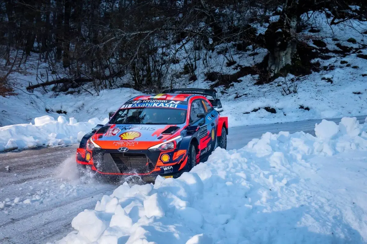 CIR. Rally Il Ciocco attrazione fatale Hyundai-Neuville. Il resto è mistero! (6)