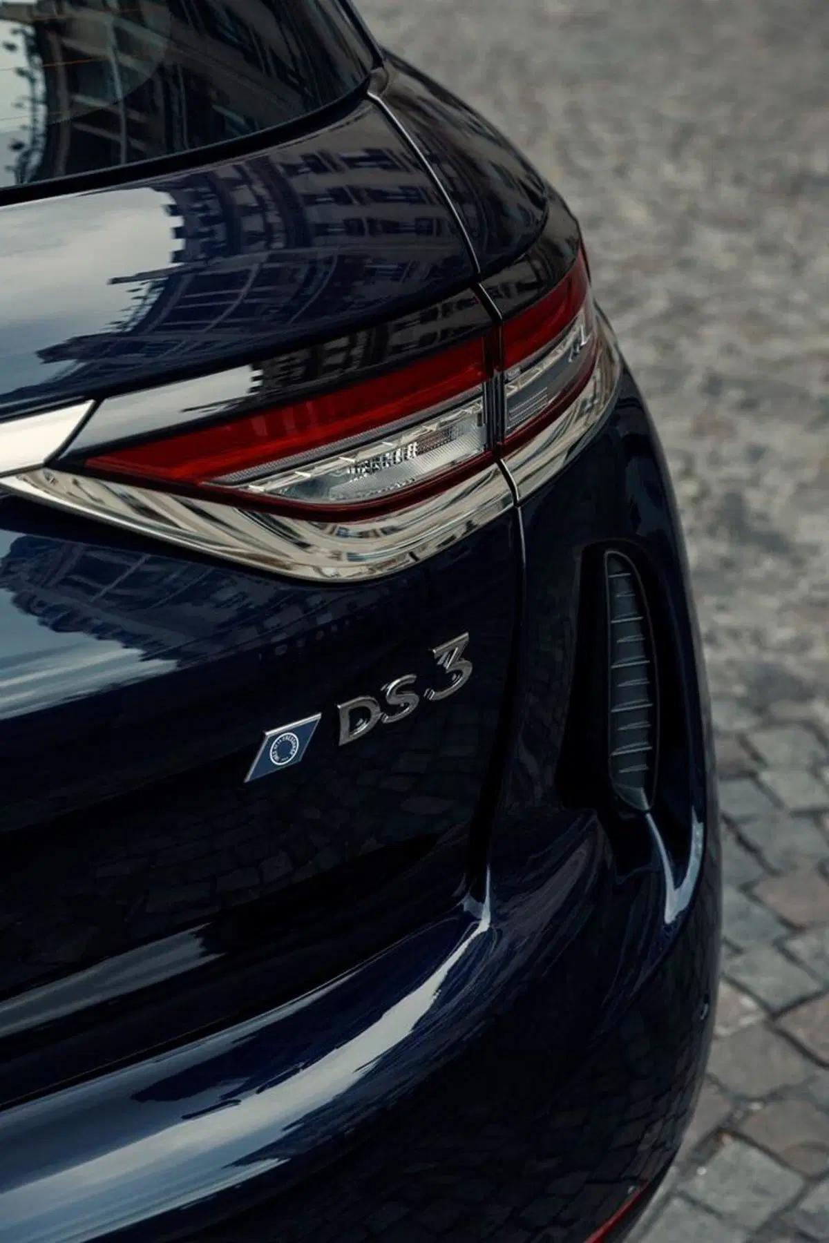 DS 3 Crossback, Ancor più ricercata: Inès de La Fressange [borsetta parigina inclusa] (17)