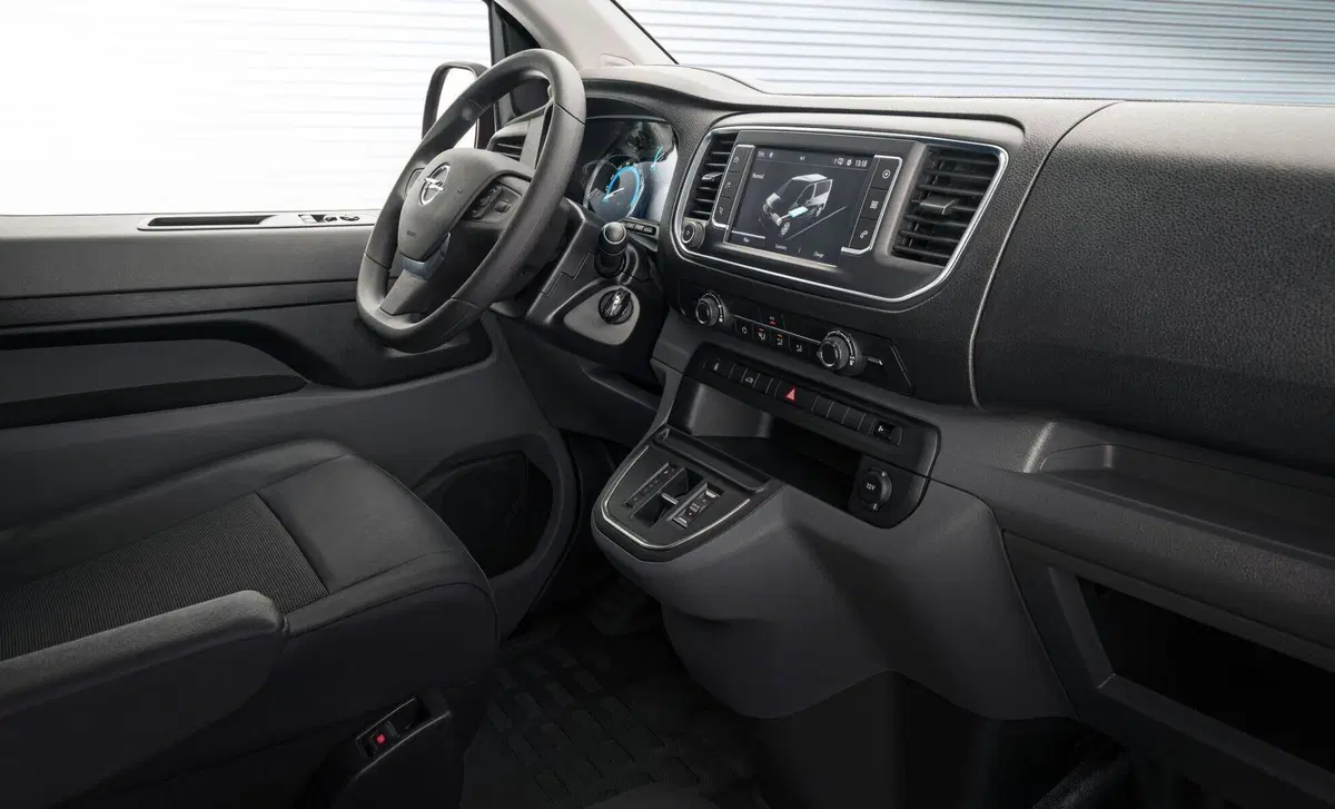 Opel Vivaro-e Life (2020-->>) (16)