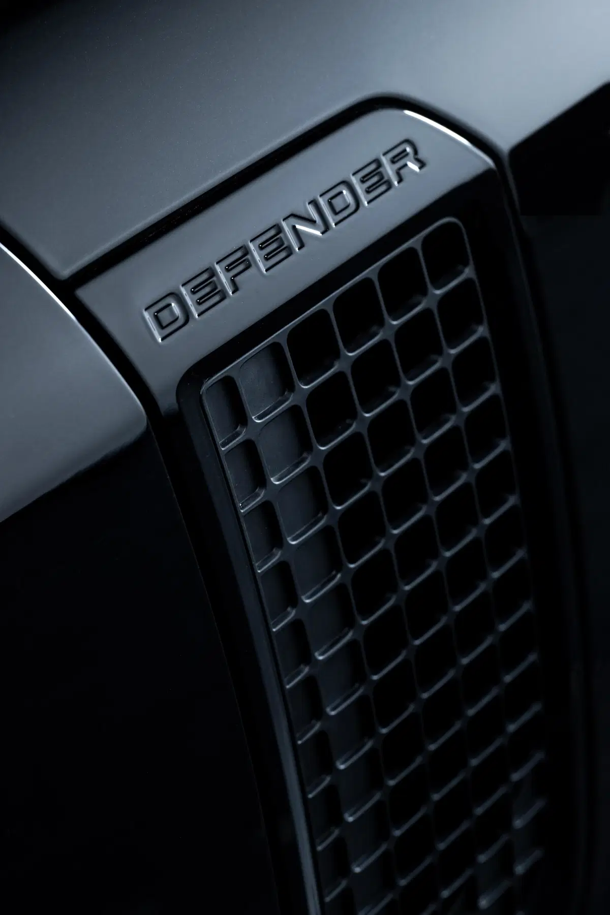 Nuova Land Rover Defender, con il V8 è la più potente di sempre (19)