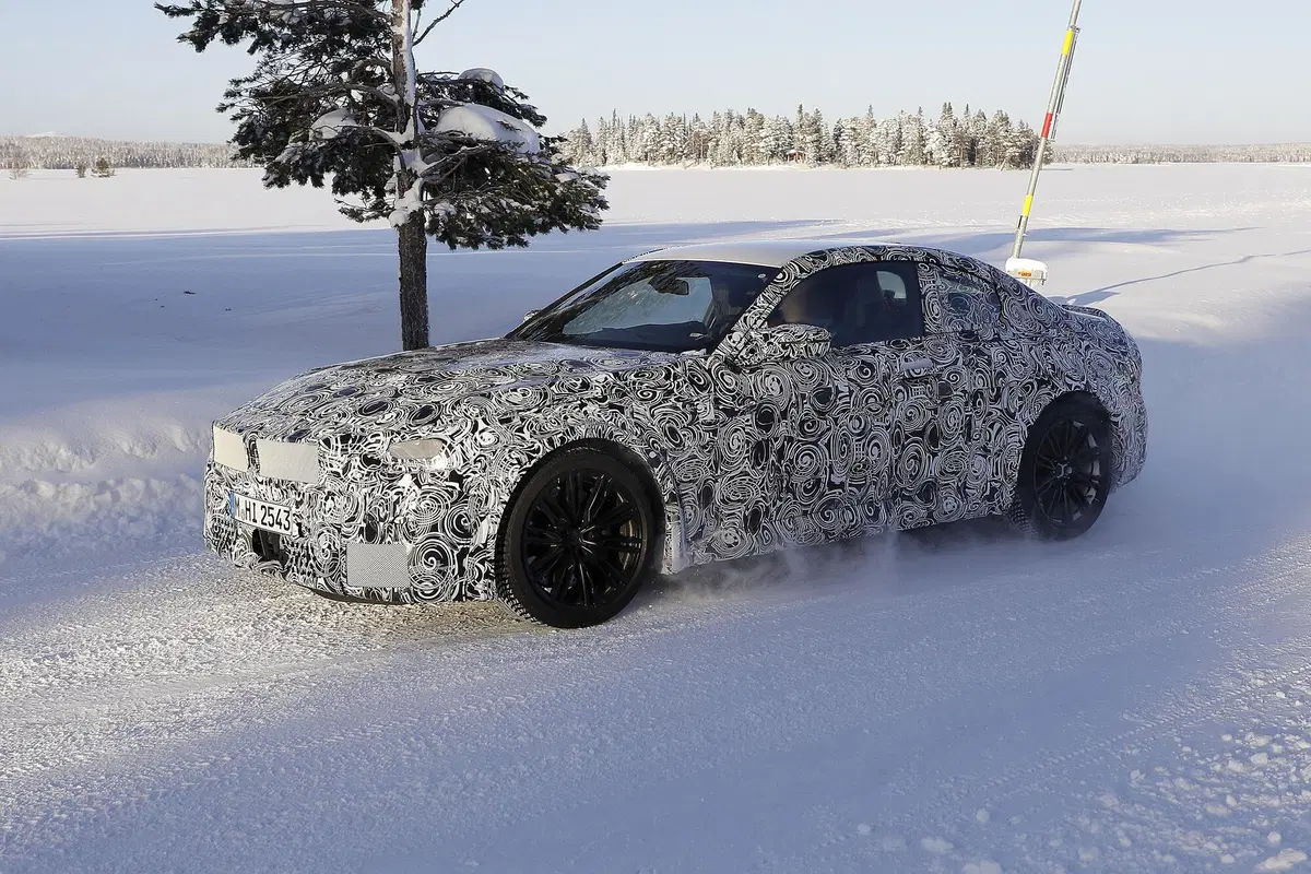 Nuova BMW M2, le foto spia (5)