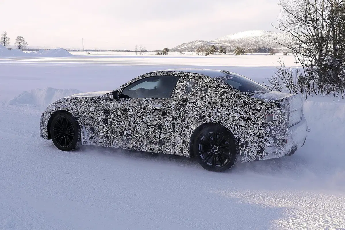 Nuova BMW M2, le foto spia (8)