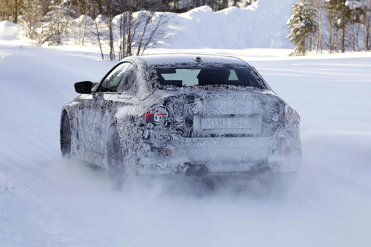 Nuova BMW M2, le foto spia (13)
