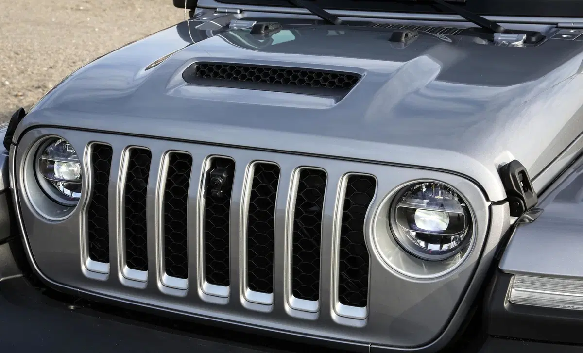 Jeep Gladiator 3.0 Diesel V6 Overland (23)