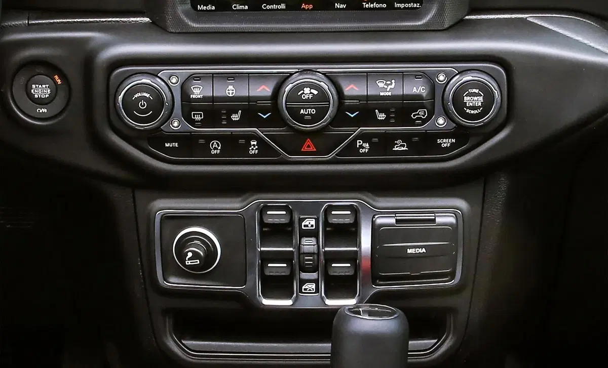 Jeep Gladiator 3.0 Diesel V6 Overland (22)