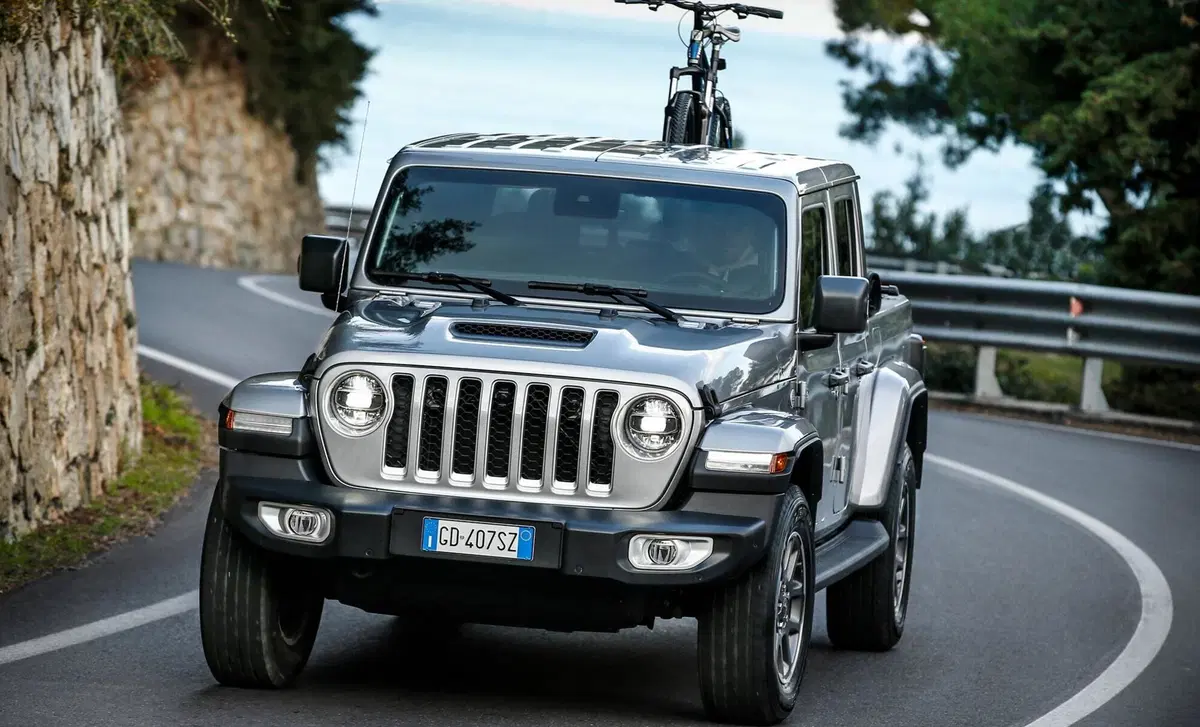 Jeep Gladiator 3.0 Diesel V6 Overland (3)