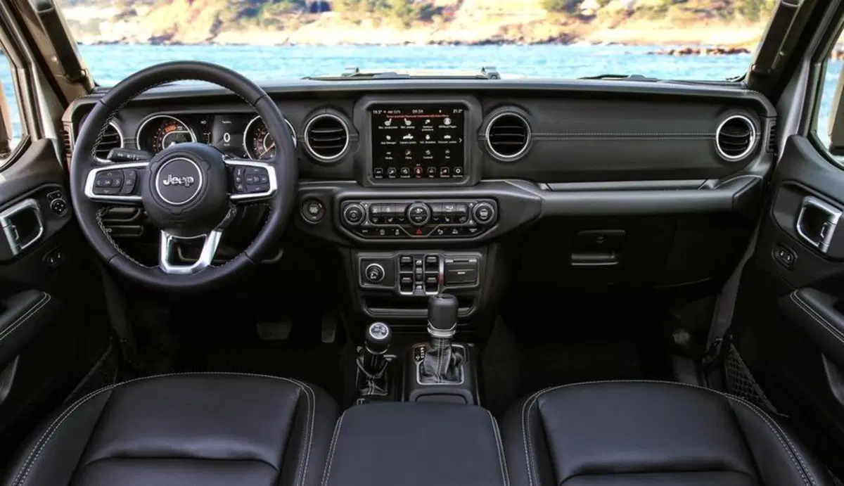 Jeep Gladiator arriva in Italia. Il prezzo? Da 67.944 euro (3)