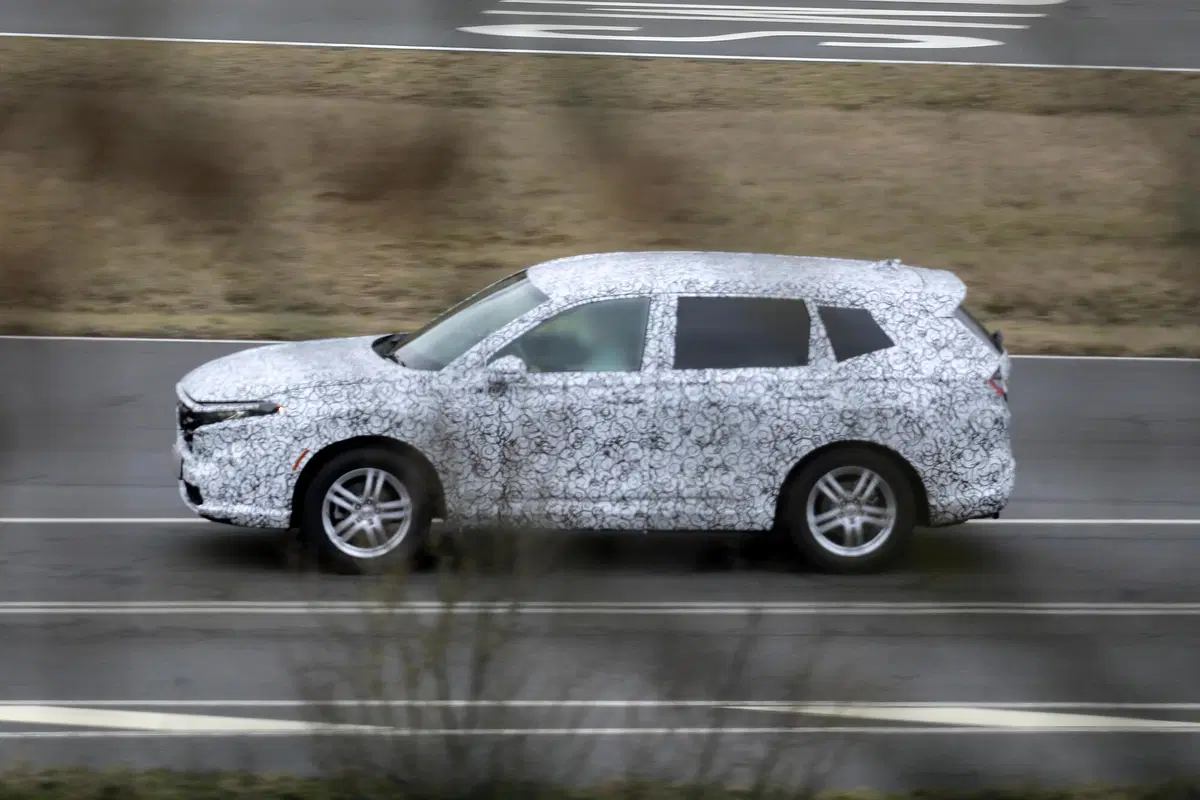 Honda CR-V, le foto spia  (7)
