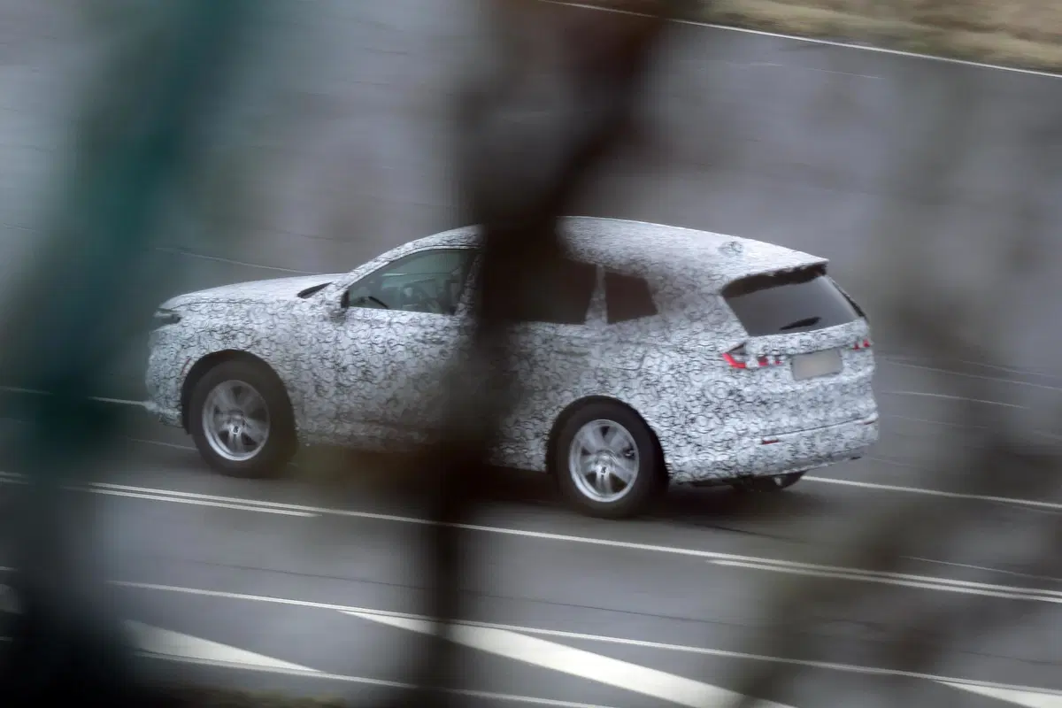 Honda CR-V, le foto spia  (11)