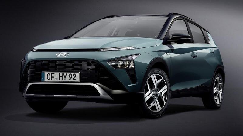 Arriva a listino un nuovo piccolo e conveniente SUV Hyundai: ecco Bayon [Foto Gallery e Versioni]