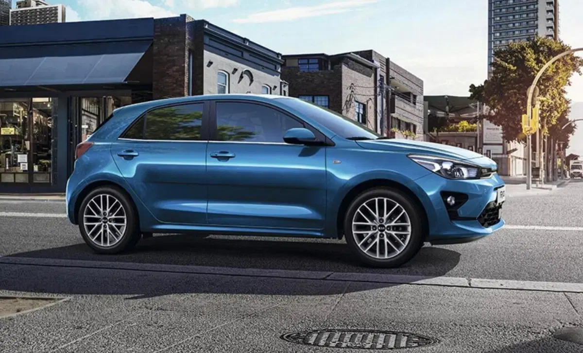 Kia Rio 1.4 CRDi 90CV 5 porte Cool (7)