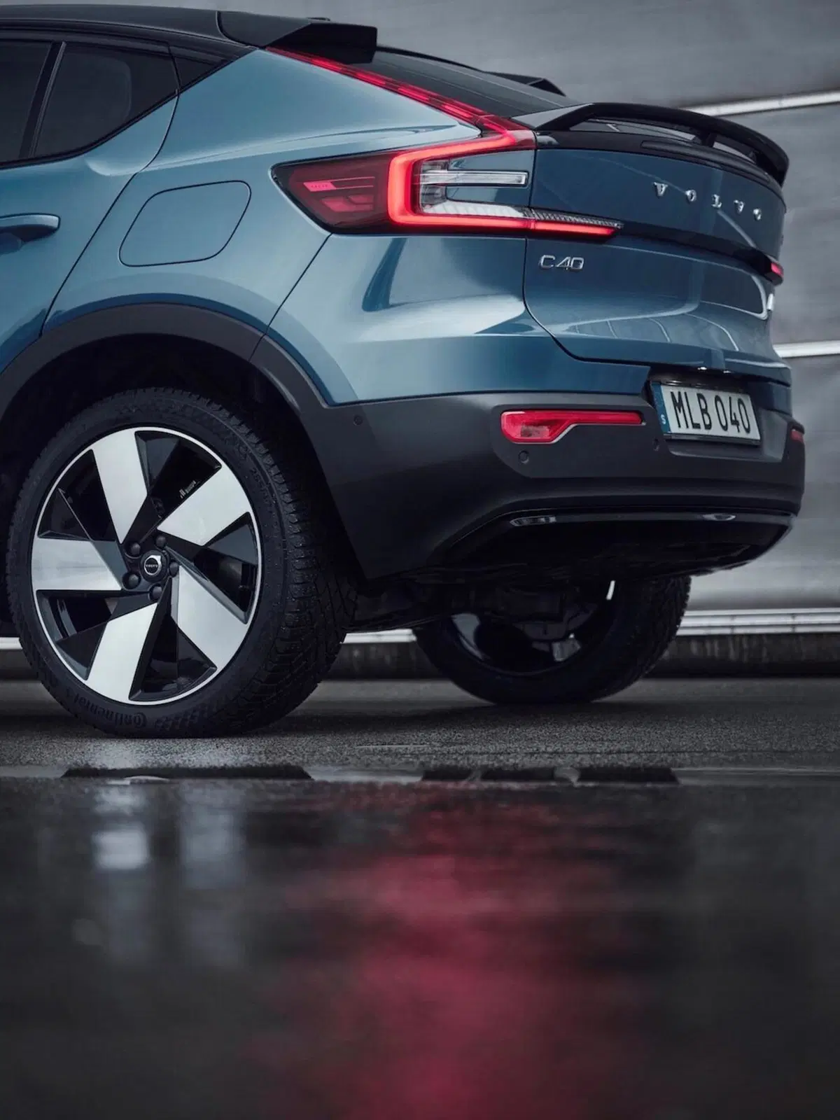 Debutta la C40 Recharge, prima Volvo tutta elettrica (13)