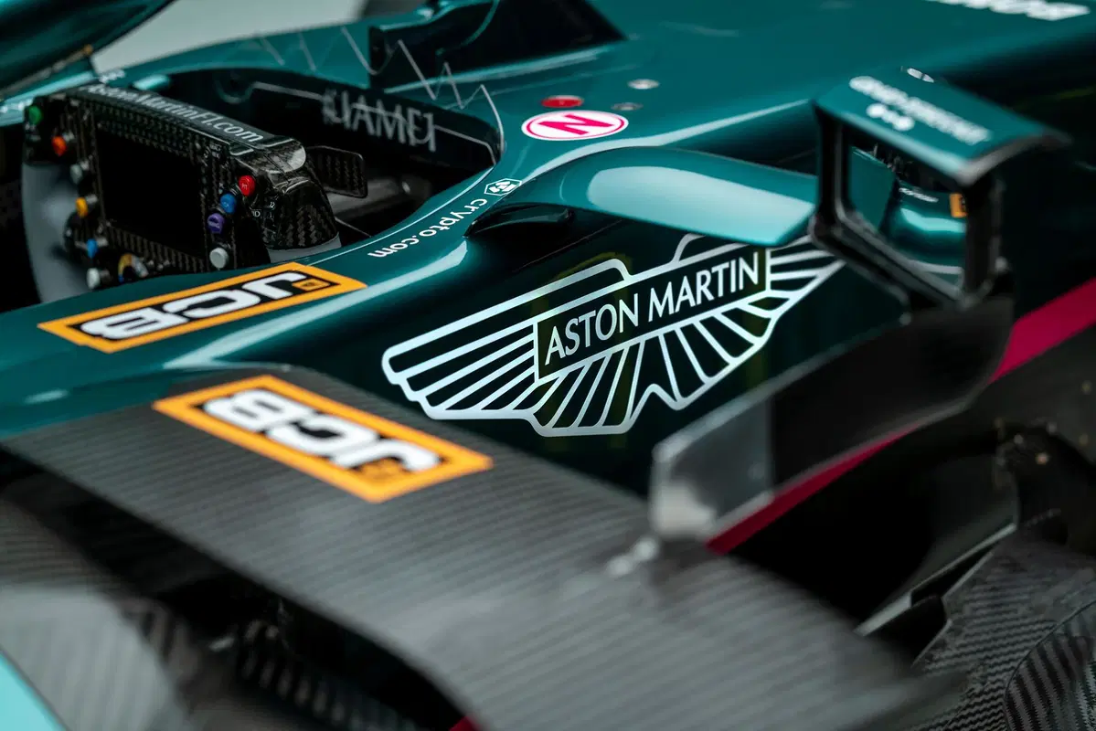 Formula 1: Aston Martin, tolti i veli alla AMR21 (8)