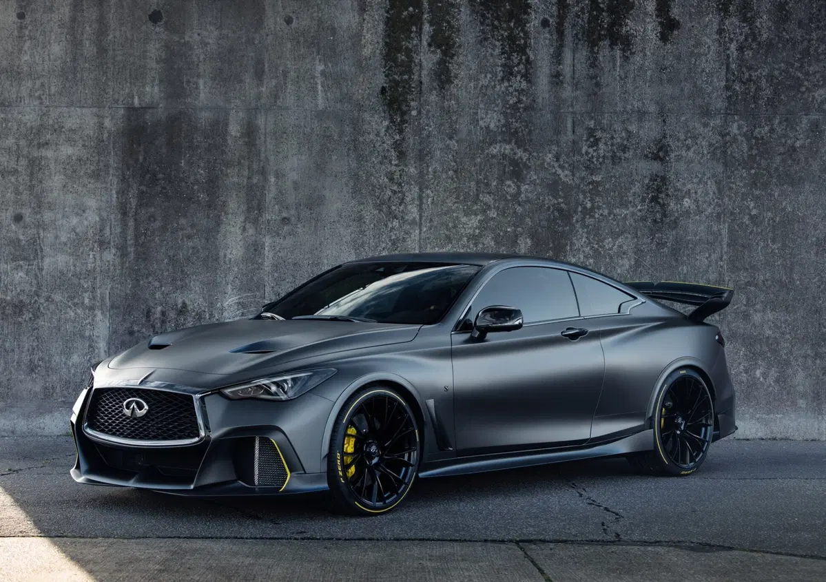 Infiniti Q60 Project Black S, l'auto con tecnologia F1 non si far&agrave;