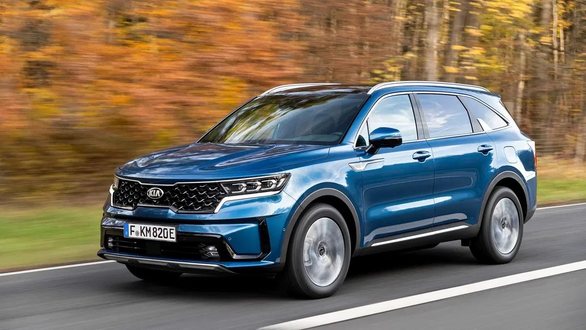 Kia sempre più appetibile tra i grandi SUV: il Sorento ora è Plug-in [PHEV] (3)