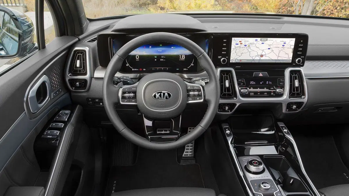 Kia sempre più appetibile tra i grandi SUV: il Sorento ora è Plug-in [PHEV] (7)
