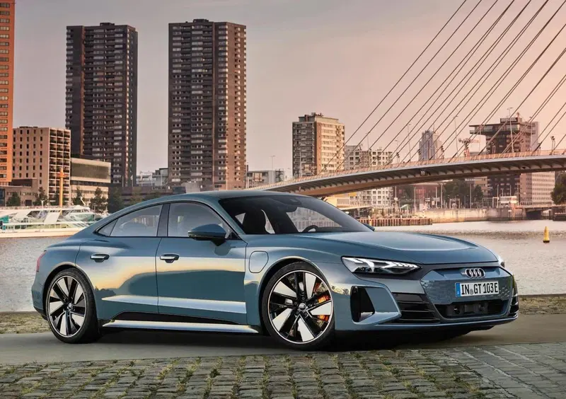 Audi e-Tron GT (2021-->>)