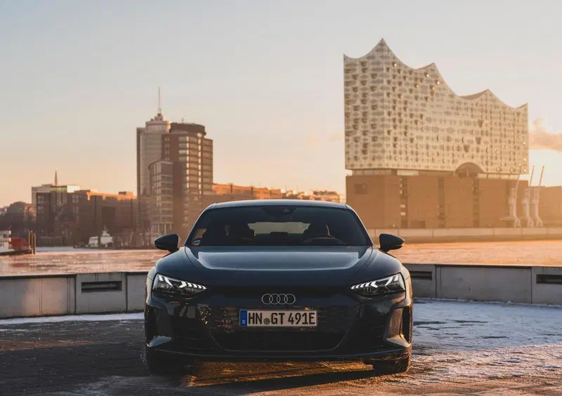 Audi e-Tron GT (2021-->>) (3)