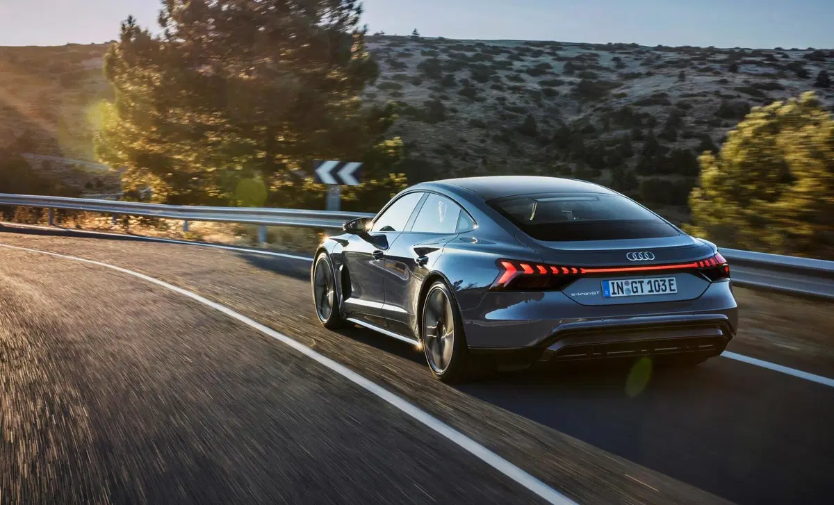 Audi e-Tron GT (6)
