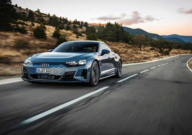 Audi e-Tron GT (2021-->>) (7)