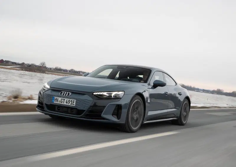 Audi e-Tron GT (2021-->>) (9)