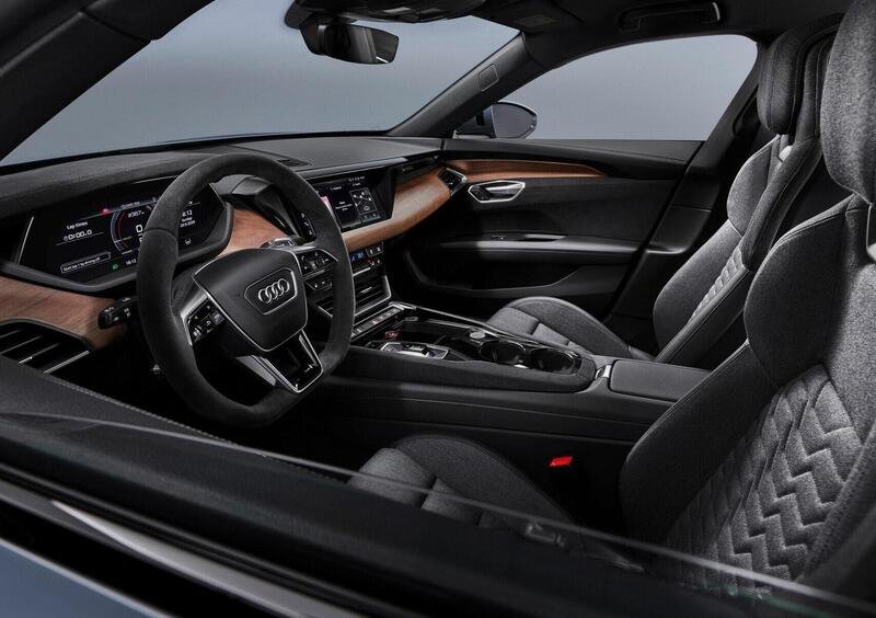 Audi e-Tron GT (22)