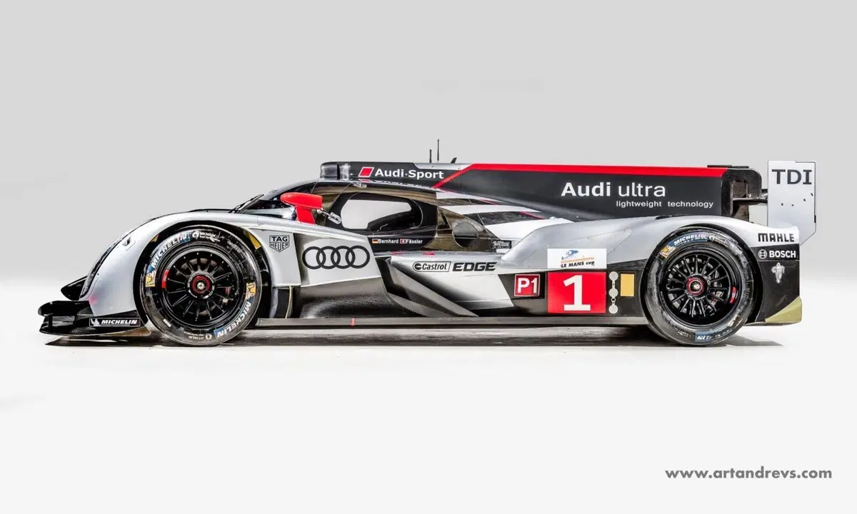Audi R18 TDI, in vendita un esemplare del prototipo diesel trionfatore a Le Mans nel 2011 (4)