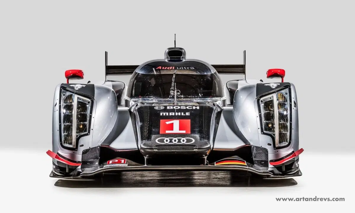 Audi R18 TDI, in vendita un esemplare del prototipo diesel trionfatore a Le Mans nel 2011 (3)