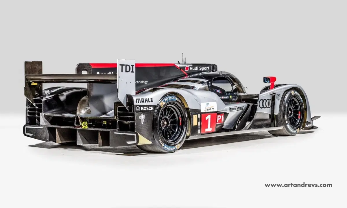 Audi R18 TDI, in vendita un esemplare del prototipo diesel trionfatore a Le Mans nel 2011 (2)