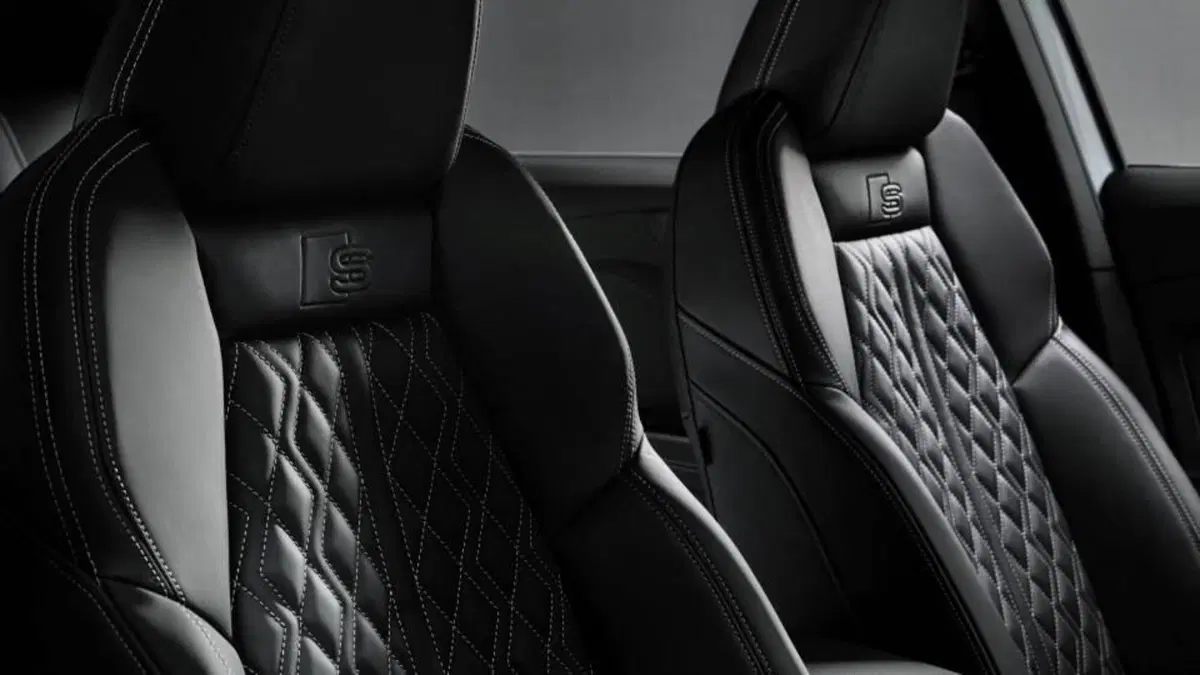 Audi Q4 e-tron: il nuovo SUV elettrico è top in sicurezza grazie alla Realtà Aumentata con 'drone' (8)