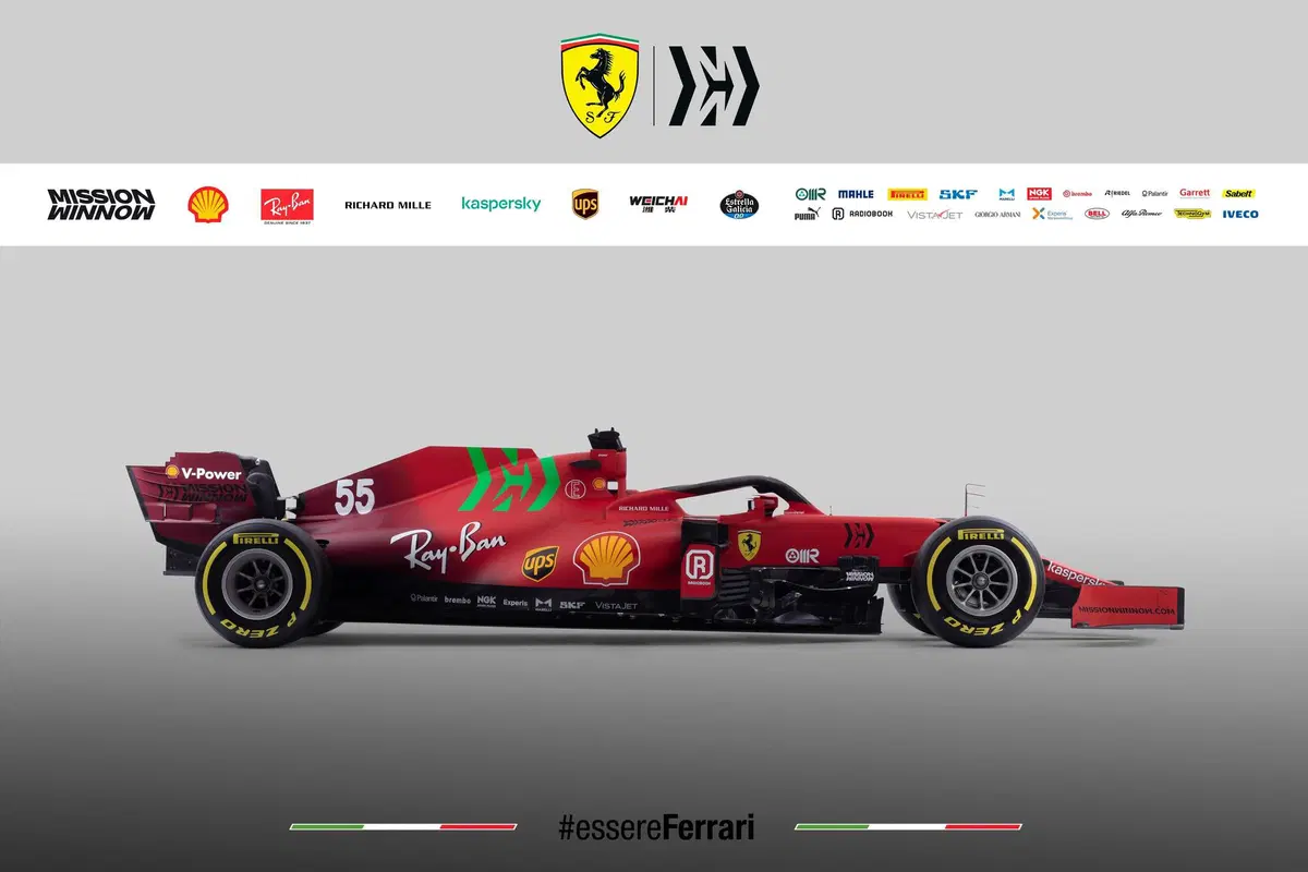 Formula 1: Ferrari, tolti i veli alla SF21 (2)