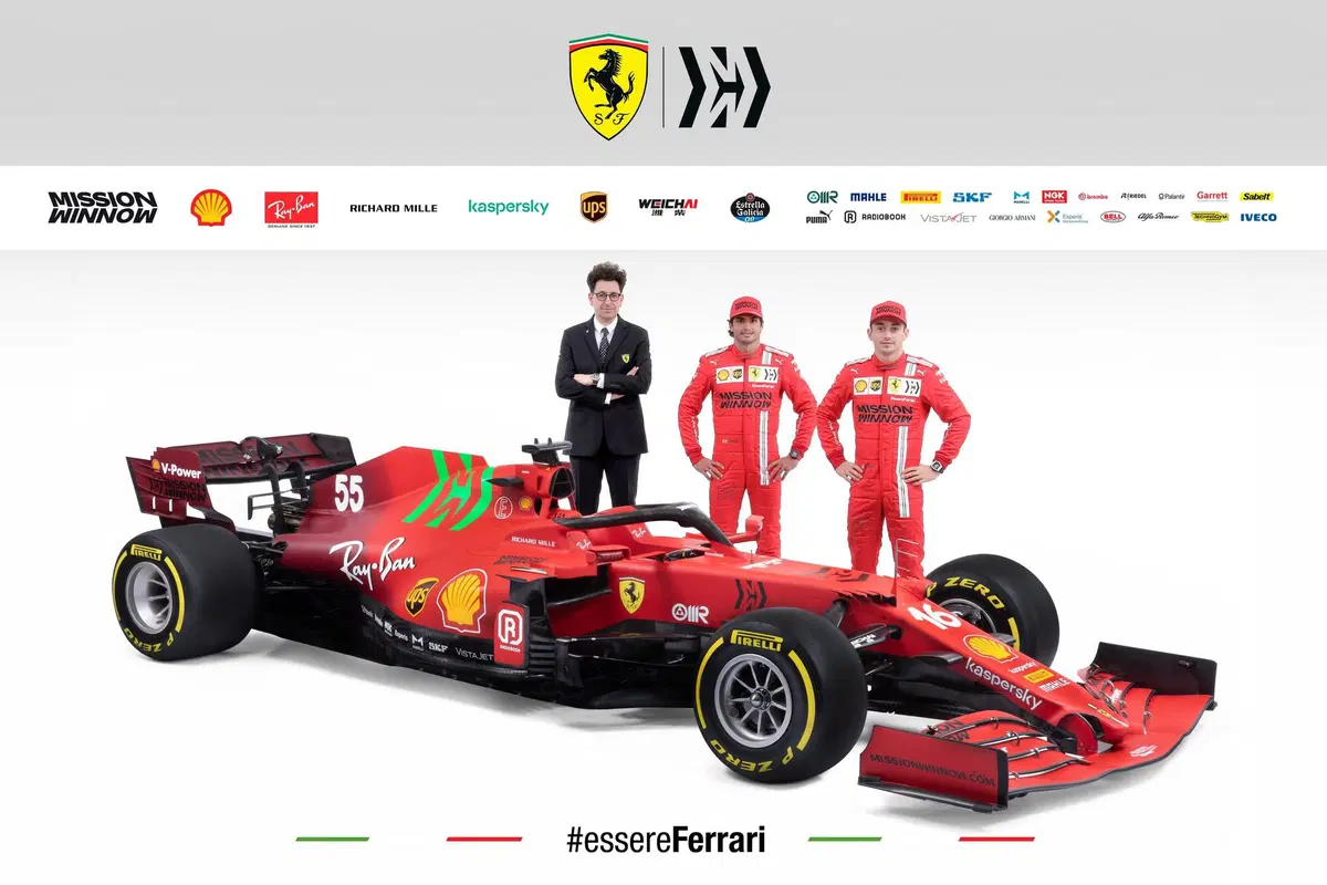 Formula 1: Ferrari, tolti i veli alla SF21 (6)