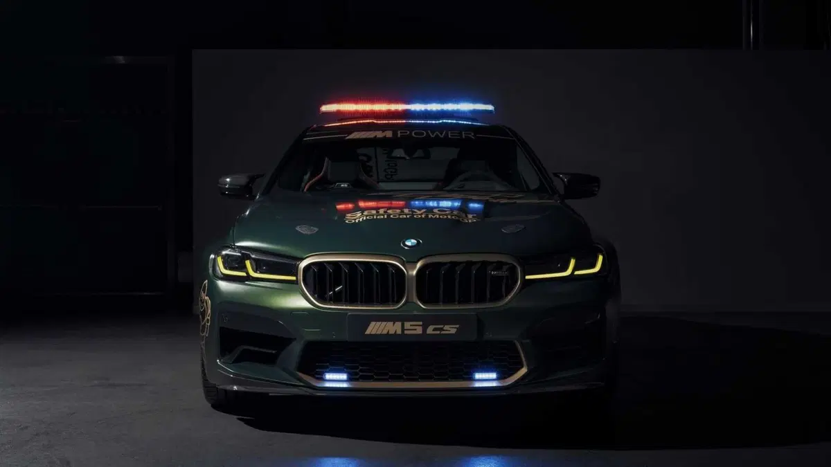 Safety Car: BMW e le tre cattivissime M della MotoGP (9)