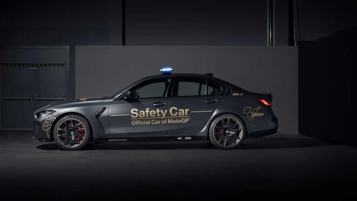 Safety Car: BMW e le tre cattivissime M della MotoGP (3)