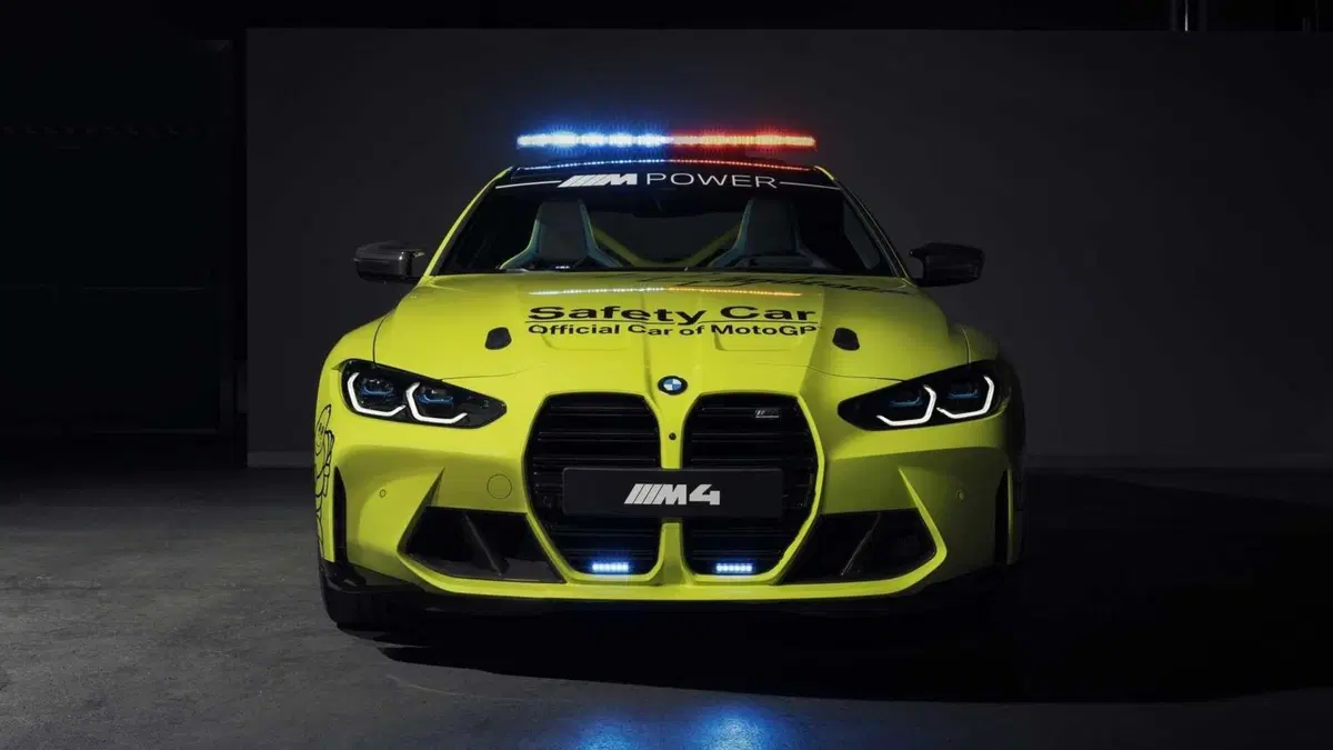 Safety Car: BMW e le tre cattivissime M della MotoGP (6)